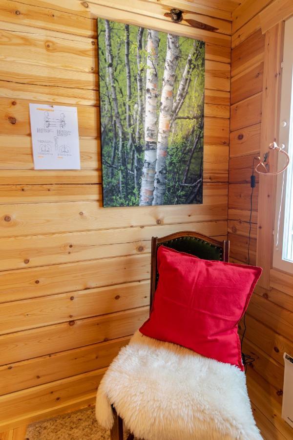 Hirsi - The White Blue Wilderness Lodge Kaamanen ภายนอก รูปภาพ
